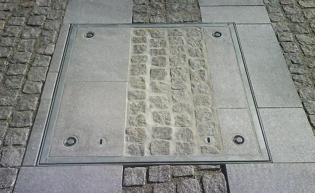 Shaft covers with selectable surface Lübbering Umwelttechnik GmbH