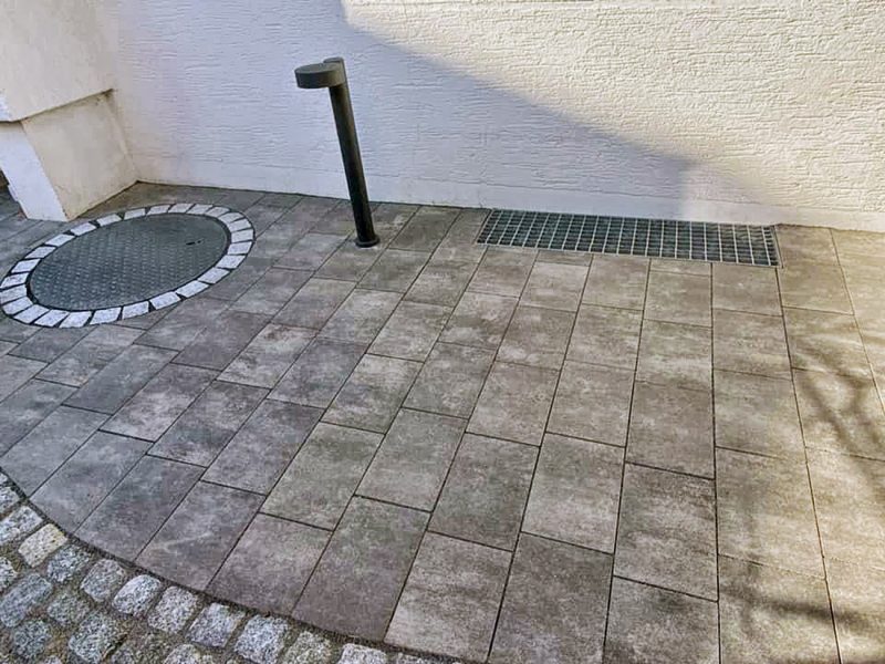 Neugestaltung einer Vorgartenanlage