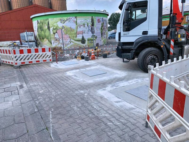 Complete replacement of shaft covers with concrete collar