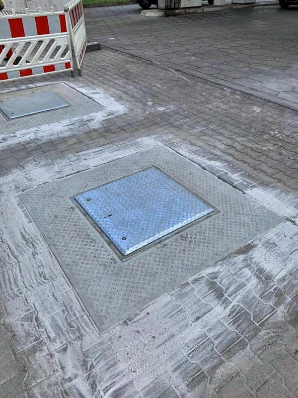 Complete replacement of shaft covers with concrete collar