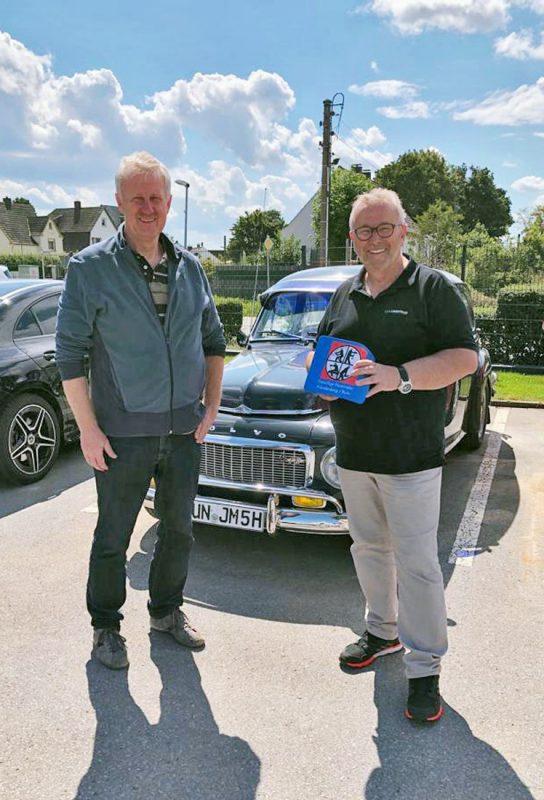 Jörg Sommer of the Fröndenberg firefighters with Jörg Müller