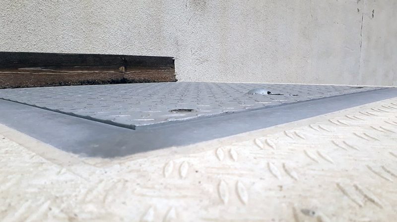 8 concrete collars 1585 x 1585 x 200mm